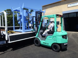 フォークリフト